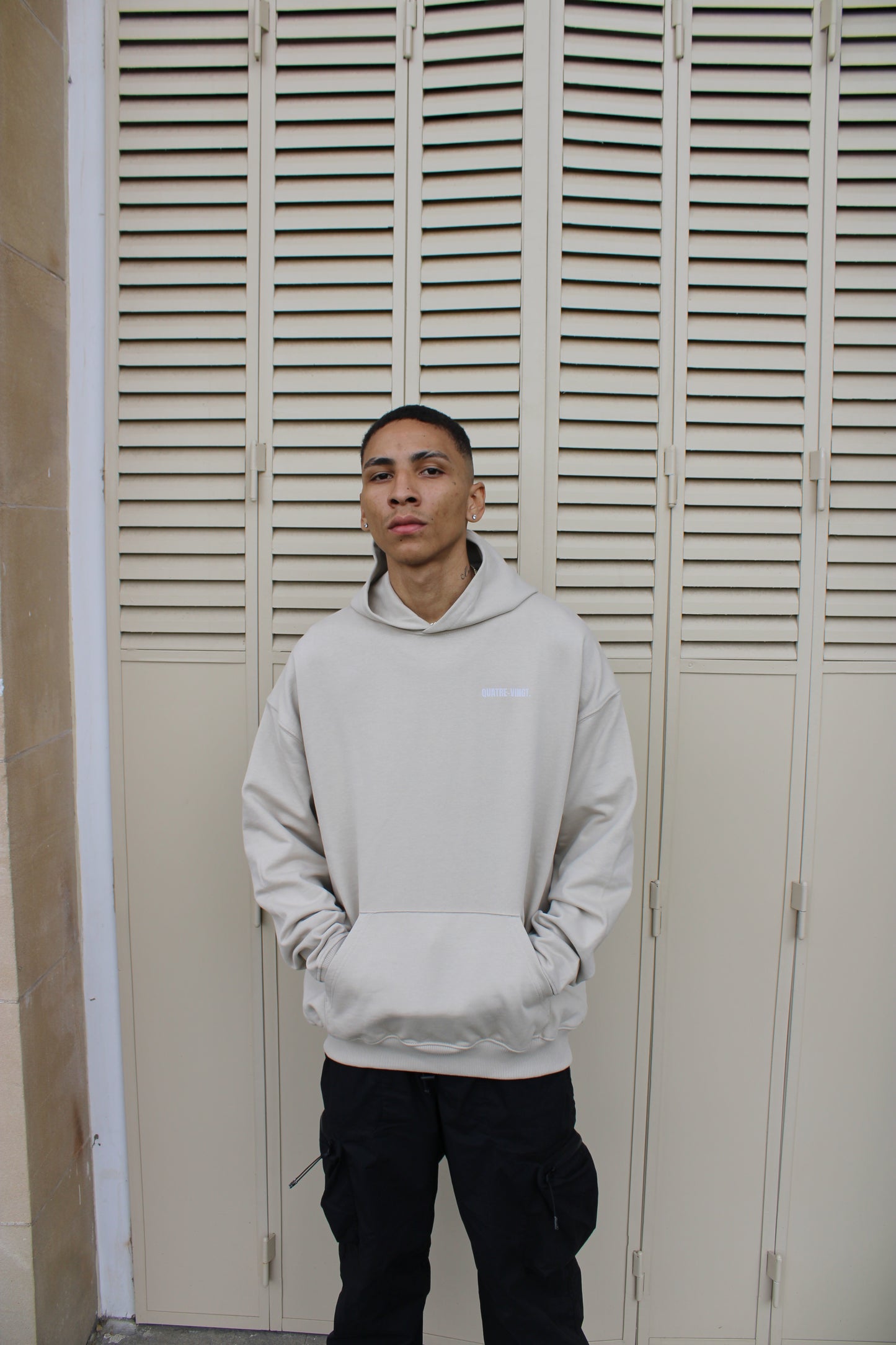 QUATRE-VINGT HOODIE. DESERT DUST